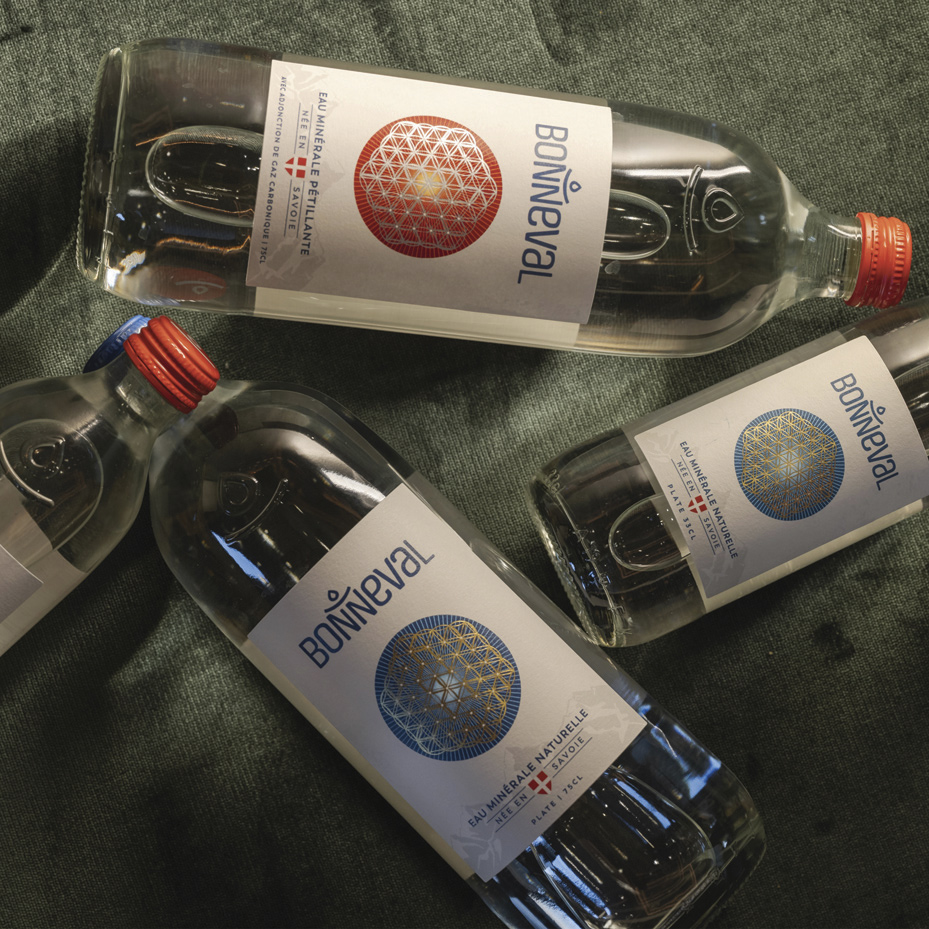 Eau minérale naturelle de Savoie